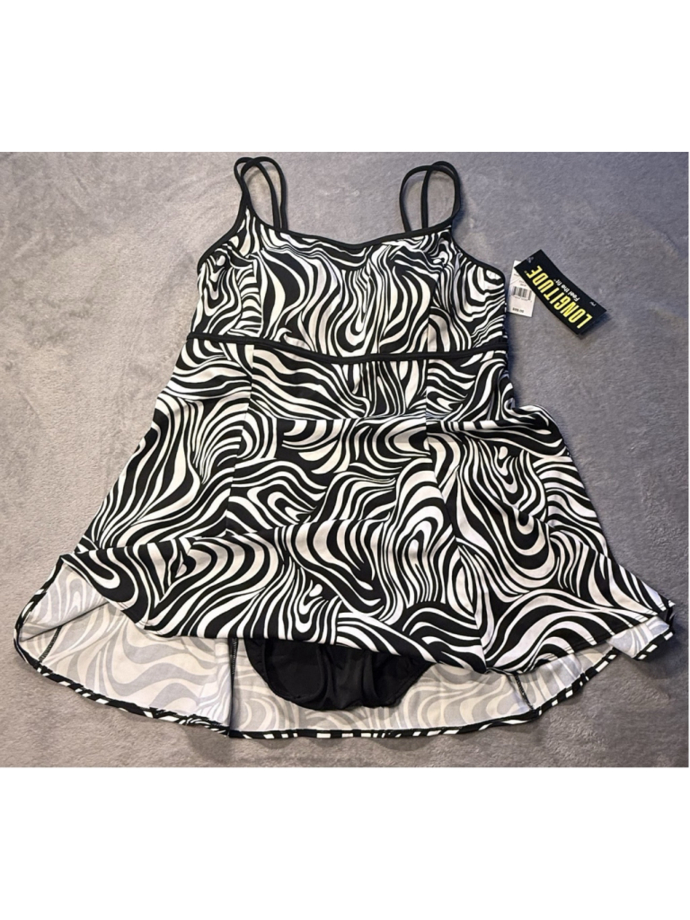 Longitude Women Black Zebra Swimdress One Piece Swimsuit Plus Size 16 NWT
